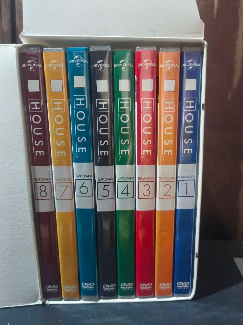 Box DVD House, série completa 46 discos, temp. 1-8 - CDs, DVDs etc