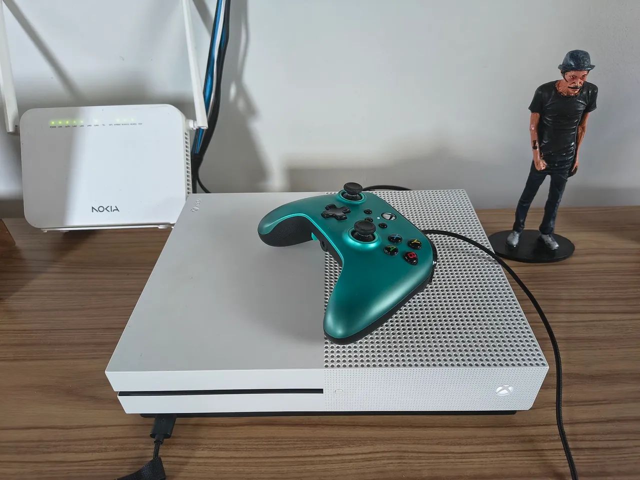 Xbox One S 1TB - Foto 2