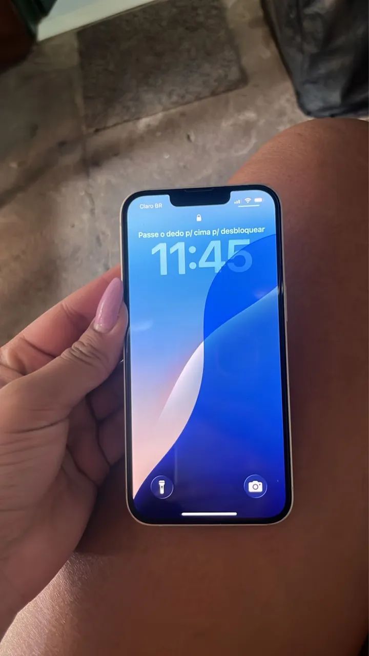 iPhone 13 