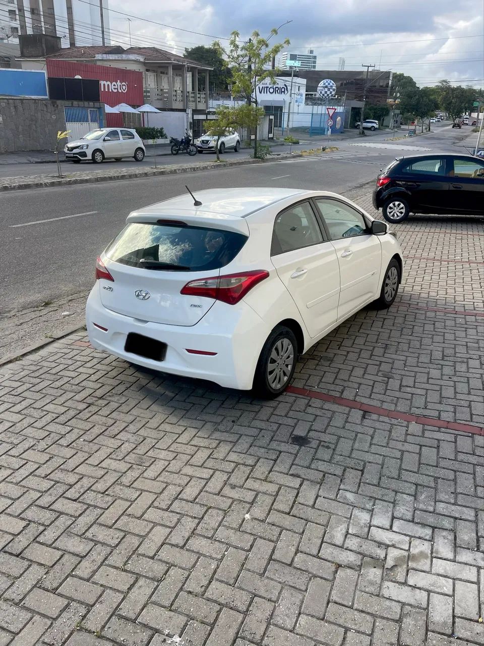 Hyundai HB20 Comf./c.plus/c.style 1.0 Flex 12V 2015 - Foto 2