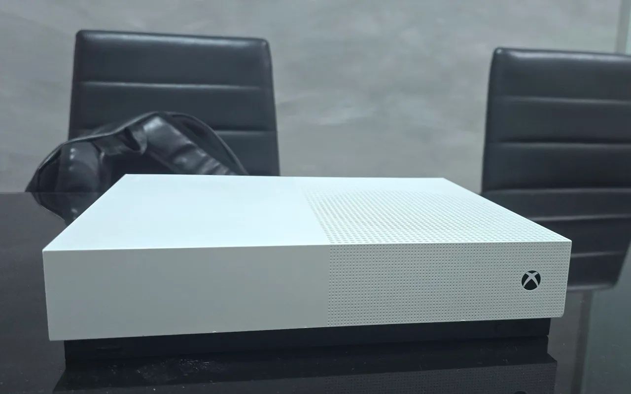 Xbox one s (digital)