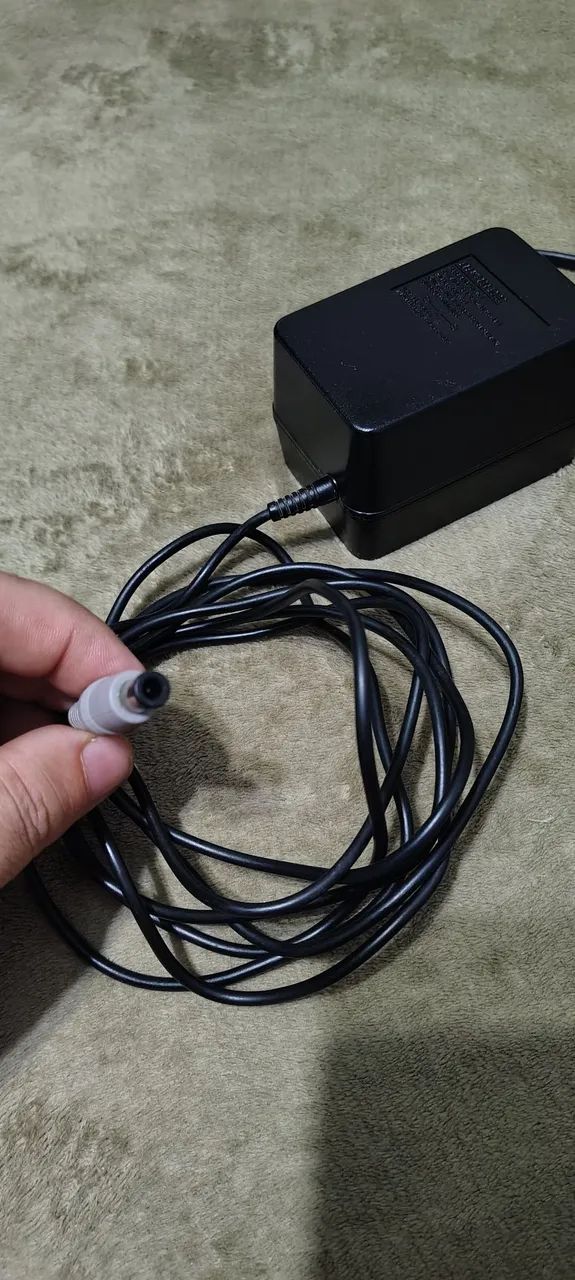 fonte de super Nintendo chaveada 127 e 220v original funcionando  - Foto 4