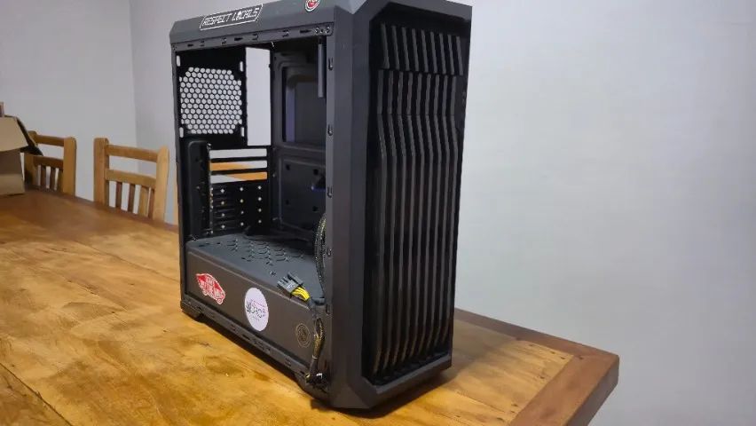 Gabinete com Fonte (LEIA O ANÚNCIO)