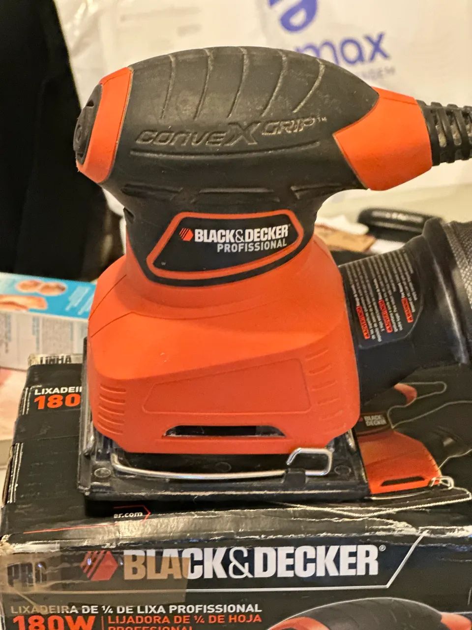 Lixadeira Orbital Black & Decker - Foto 4