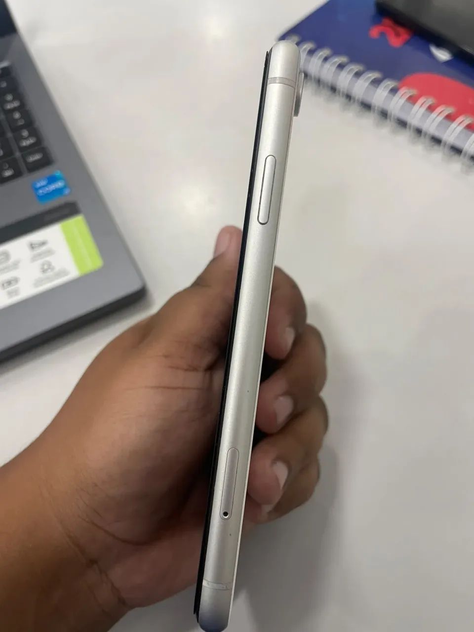 iPhone XR 64g