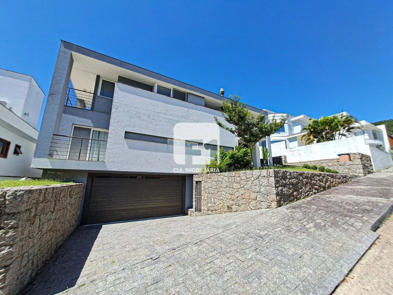 Casa de 4 dormitórios no Itacorubi - Foto 2