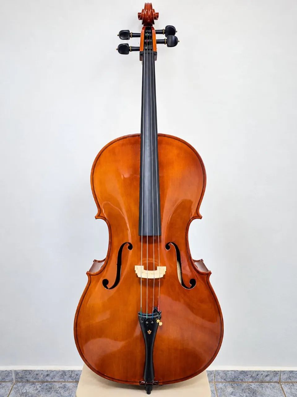Cello Mavis 4/4 Seminovo + Capa Acolchoada