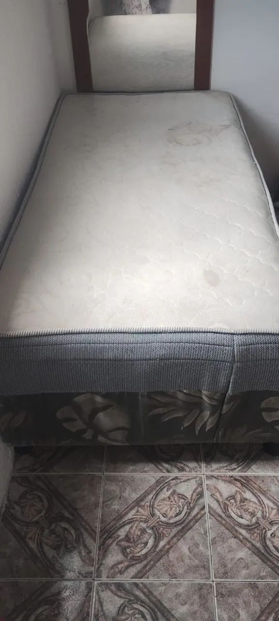 Desapego! Cama de Solteiro e Sofá de 2 lugares  - Foto 4