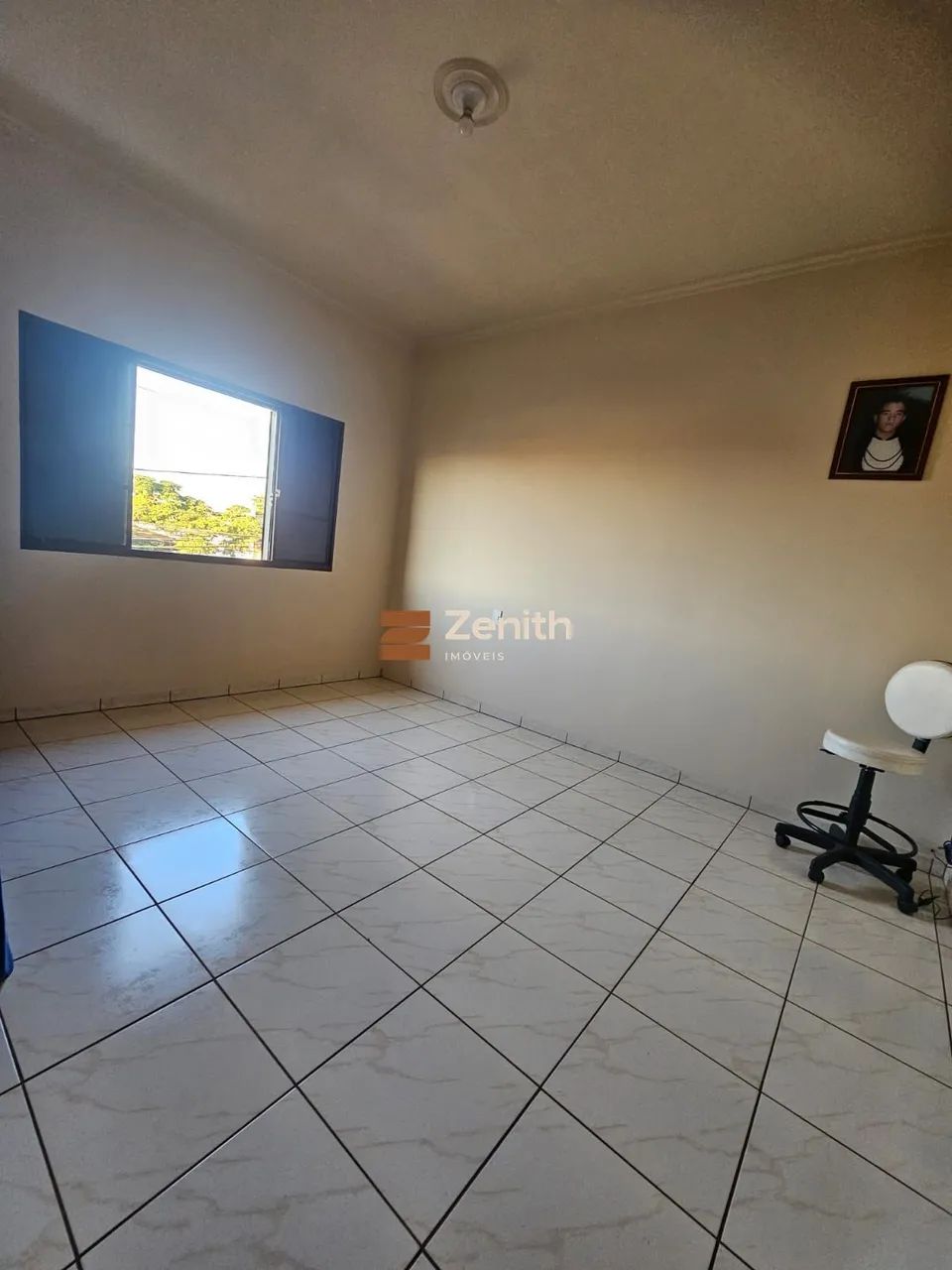 OPORTUNIDADE- UM APARTAMENTO + UMA CASA + PONTO COMERCIAL - Foto 5
