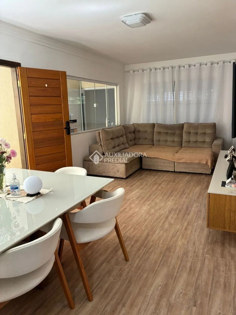 Sobrado 3 Dorms com Suíte + Churrasqueira no Parque Seleta - S.B.C