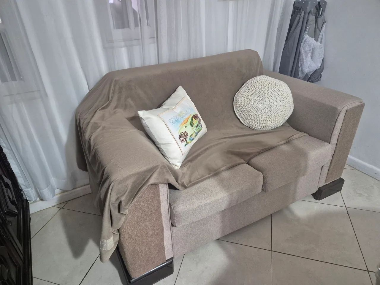 Sofa dois lugares
