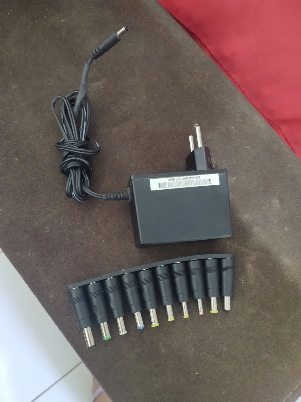Fonte com adaptador 