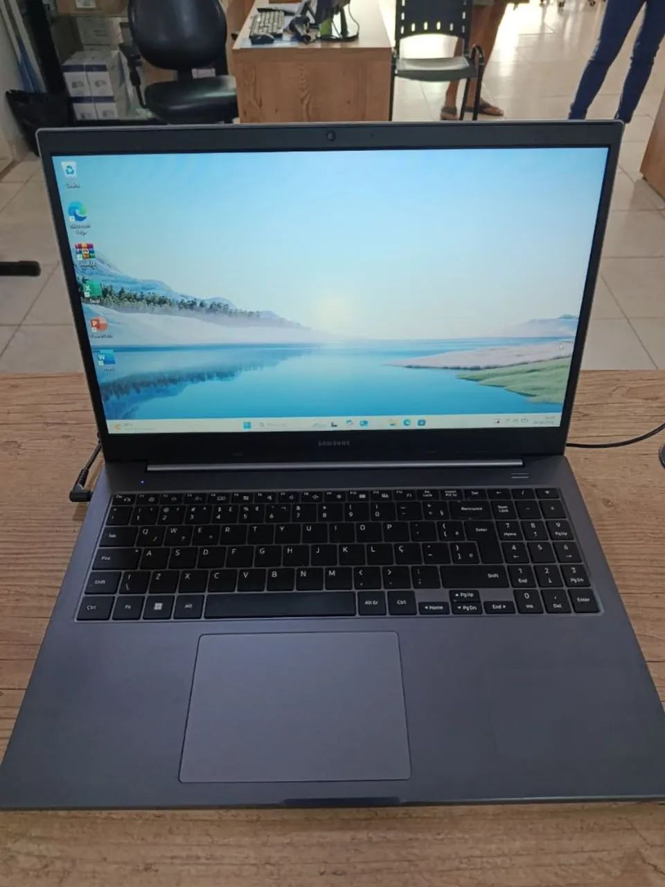 NOTEBOOK SAMSUNG  - Foto 2