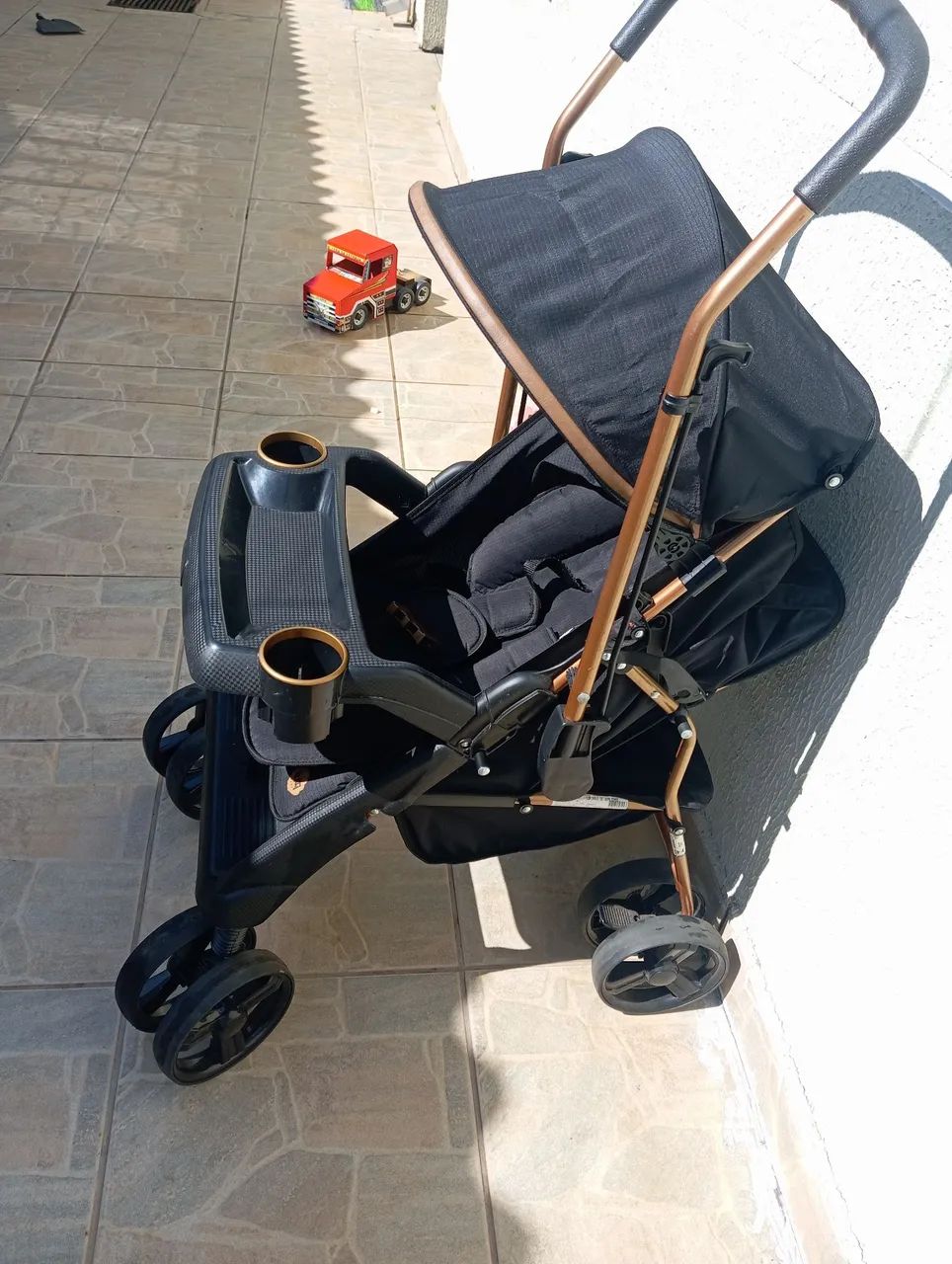 Carrinho de bebê da Tutti baby - Foto 4