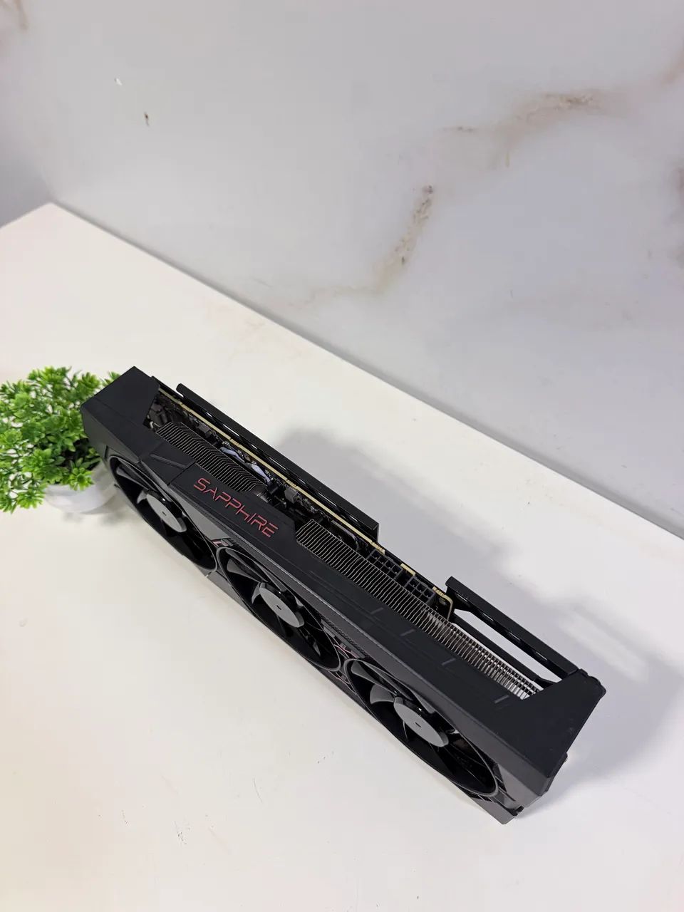 RX 5700 Saphhire Pulsa  - Foto 4
