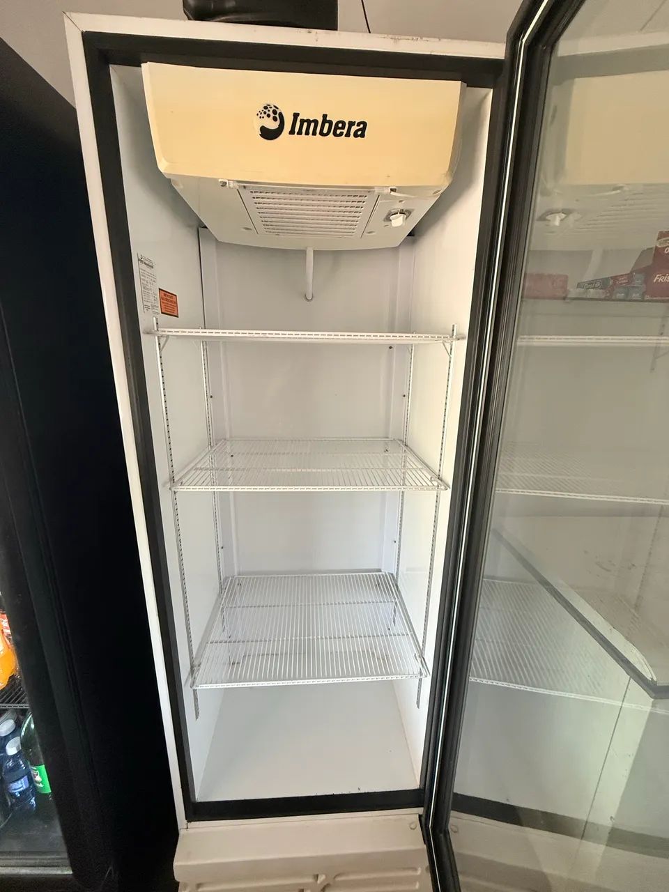Freezer Vertical Imbera / Expositor de bebidas - Foto 3