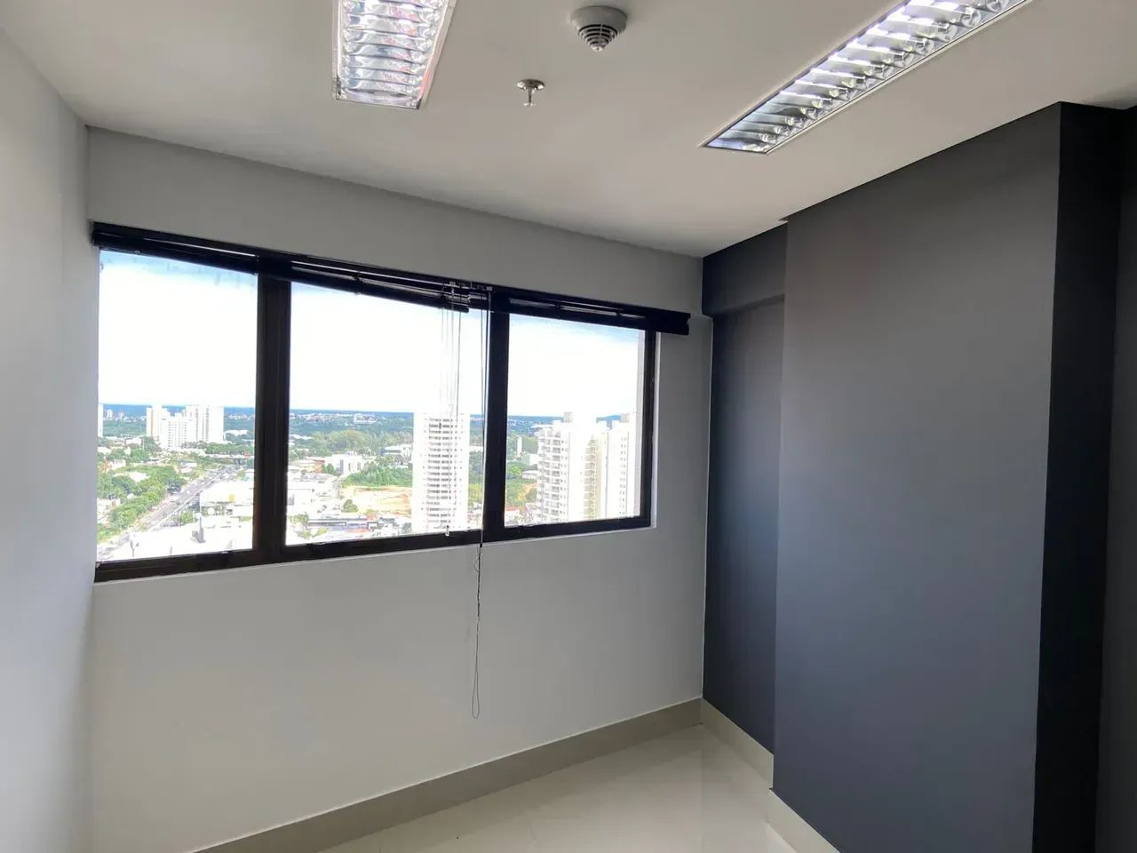 ALUGO SALA COMERCIAL NO EDIFÍCIO SB TOWER - Foto 2