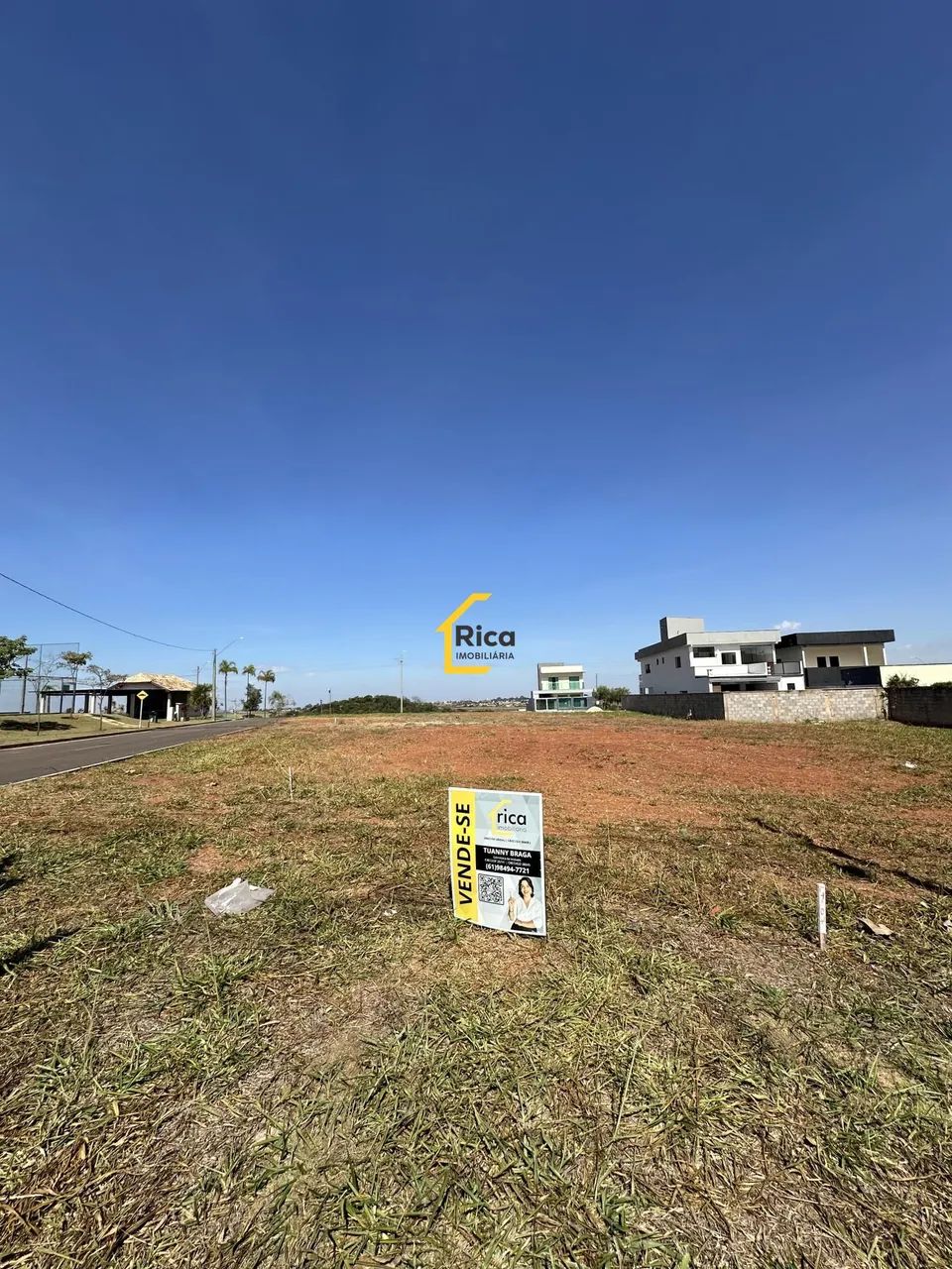 VILLA SUÍÇA - Lote 321m² À Venda