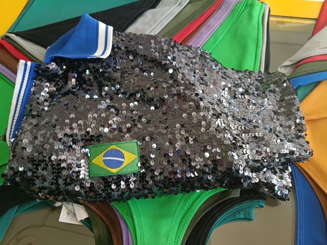 Blusa paetê Brasil 