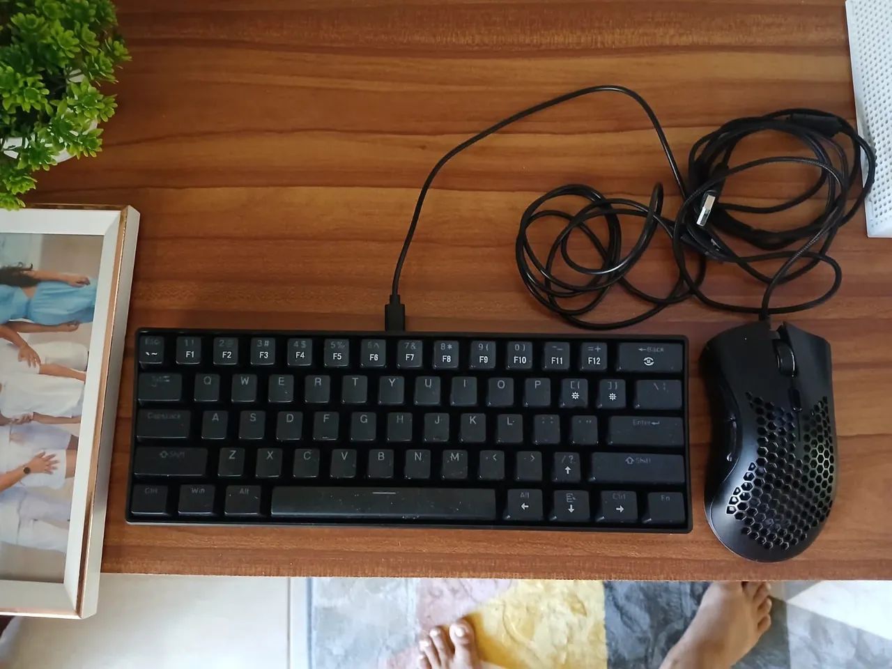 Vendo Xbox séries S em excelente estado com controle gamesir G7 SE e teclado e mouse - Foto 4