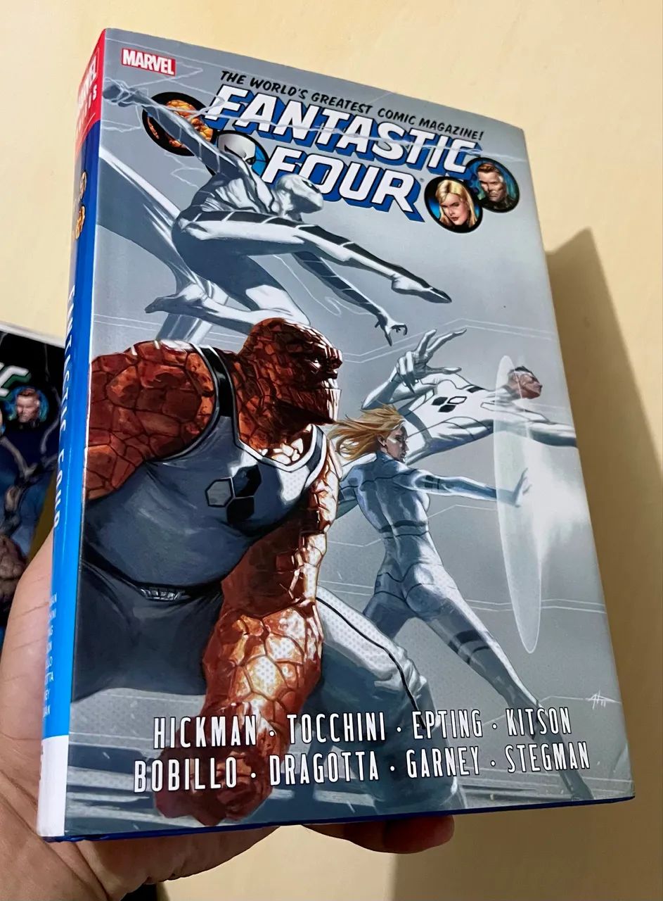 Fantastic Four By Jonathan Hickman Omnibus Vols. 1 E 2 - Foto 2
