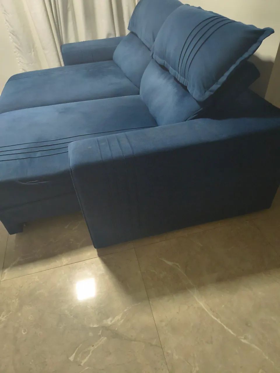 Vendo sofá retrátil em ótimo estado, com 1 ano de uso.  - Foto 3