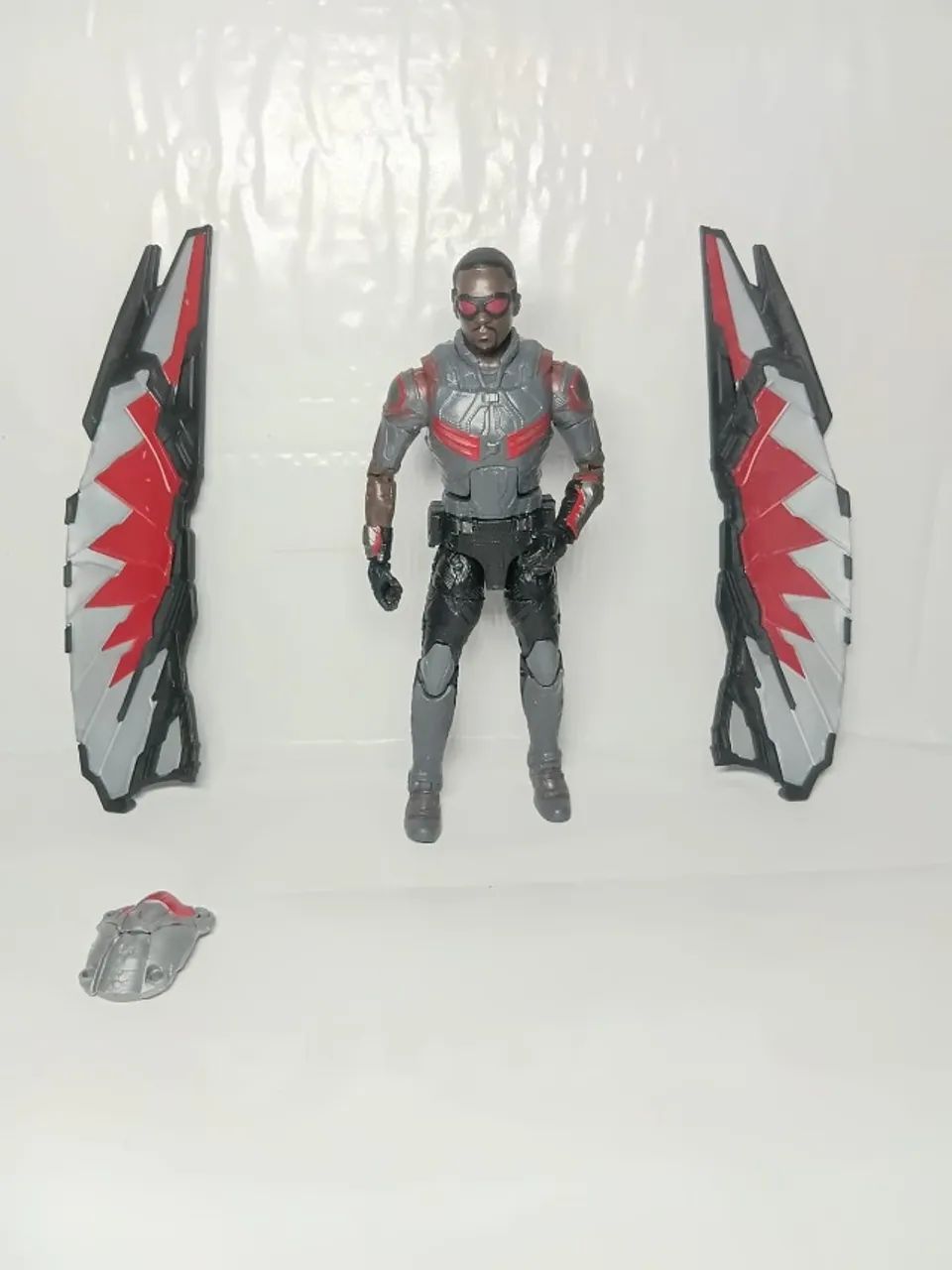 Falcão marvel legends 2016
