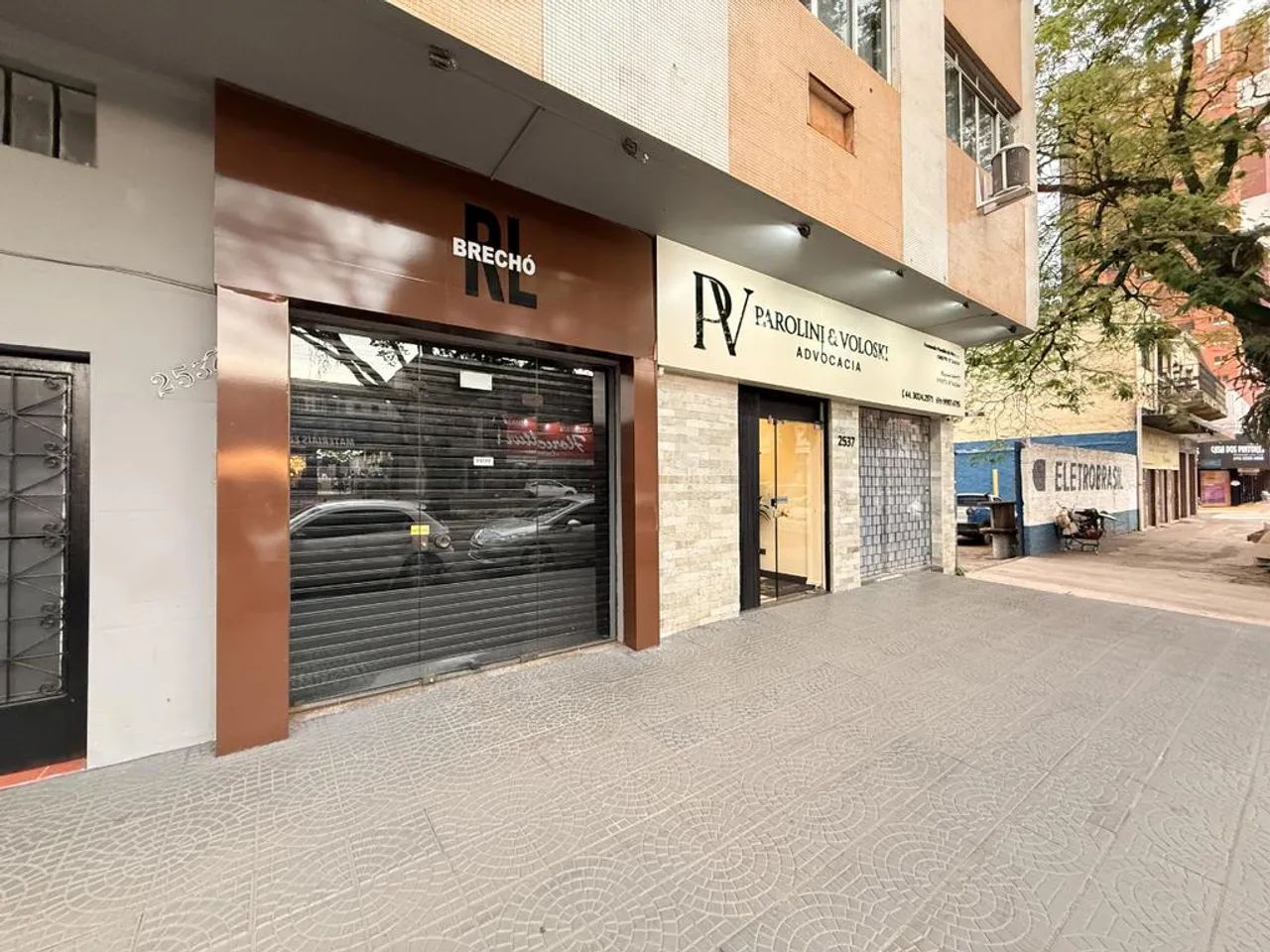 Sala para alugar em Maringá, Zona 03, com 51.9 m², Normândia - Foto 2