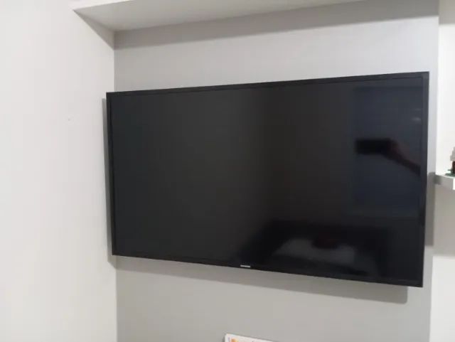 Smart TV Sansung 43 polegadas com Display LCD trincado - Foto 2