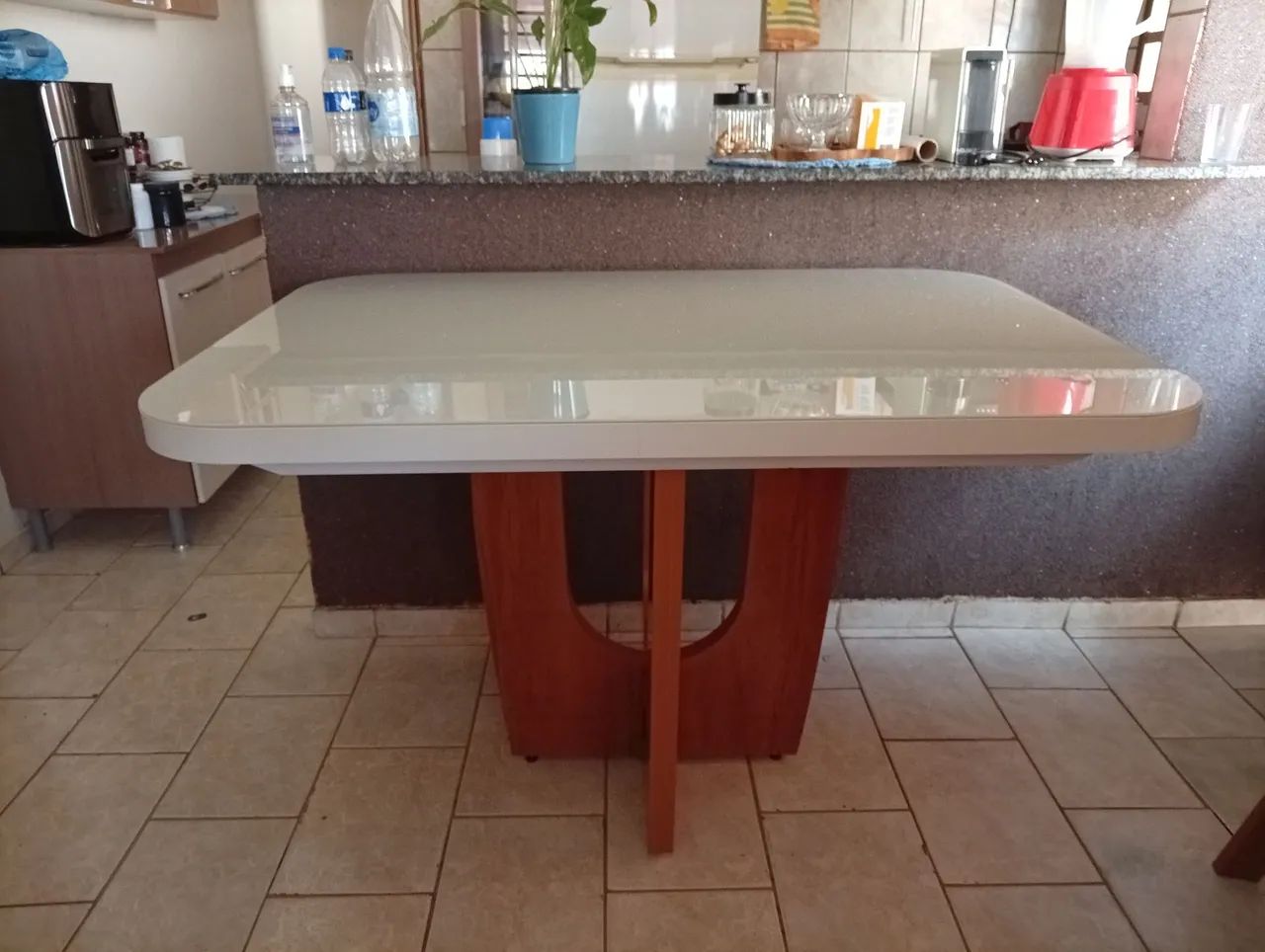 Venda de Mesa para 4 lugares - Foto 3