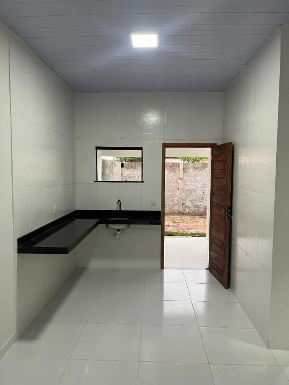 VENDO CASA NA VALLE JARDIM CASTANHAL COM SUITE. - Foto 5