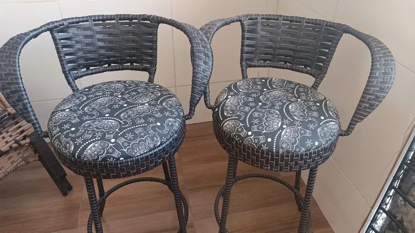 VENDE SE 02 BANQUETAS  - Foto 2