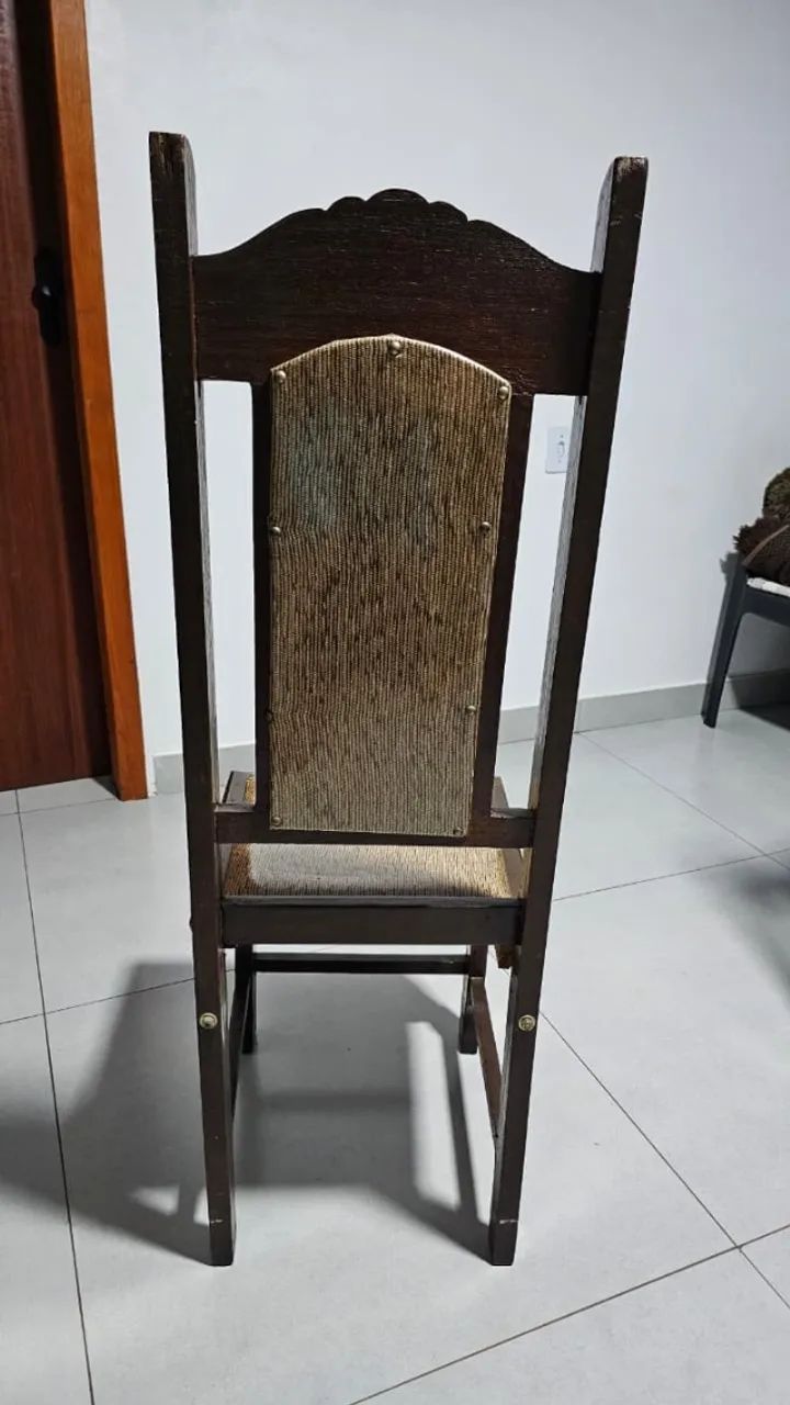 Conjunto de Jantar - Mesa em Sucupira com 6 Cadeiras Estofadas - Foto 5