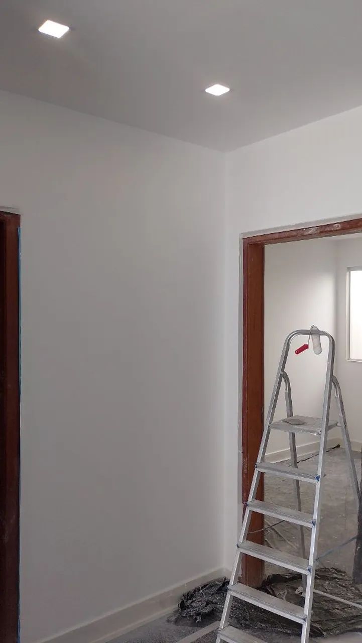 Pintor profissional de acabamento fino. - Foto 5