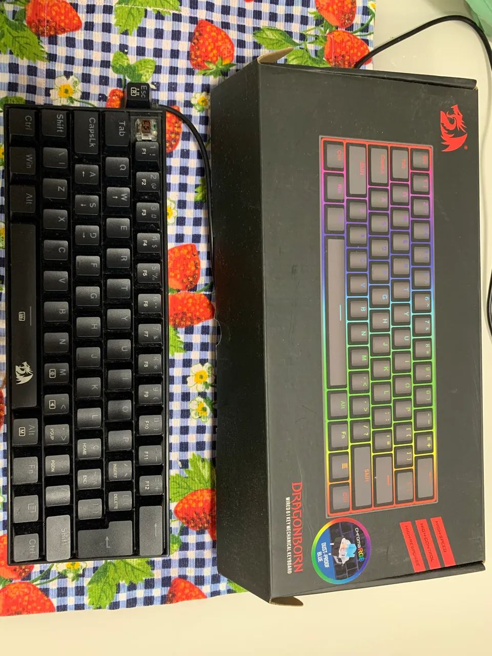 Teclado Redragon 60% Dragonborn - Foto 2