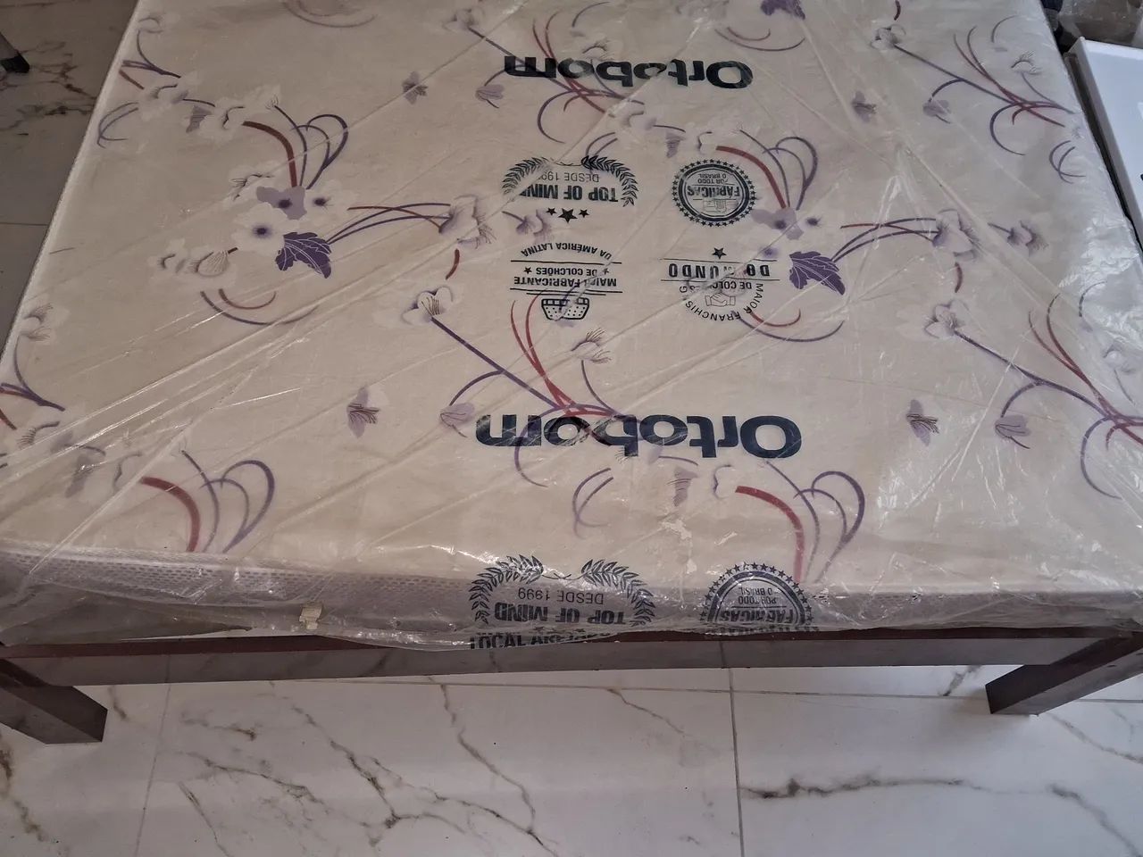 Cama e colchão de casal D33  - Foto 3