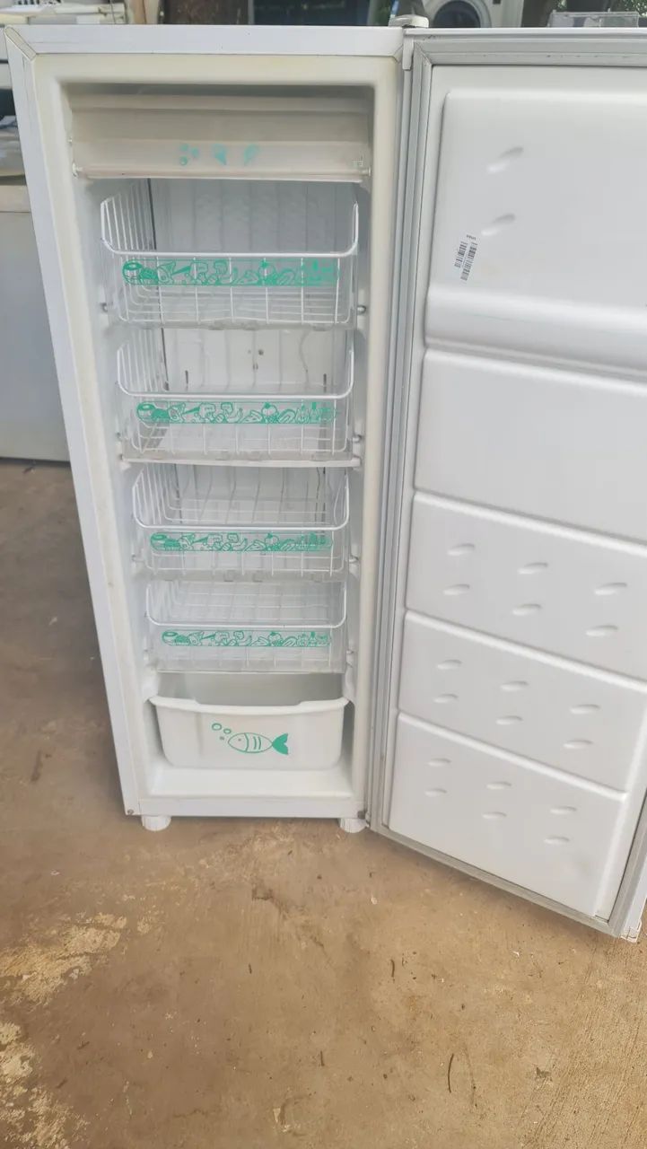 Freezer vertical consul 166 litros  - Foto 2