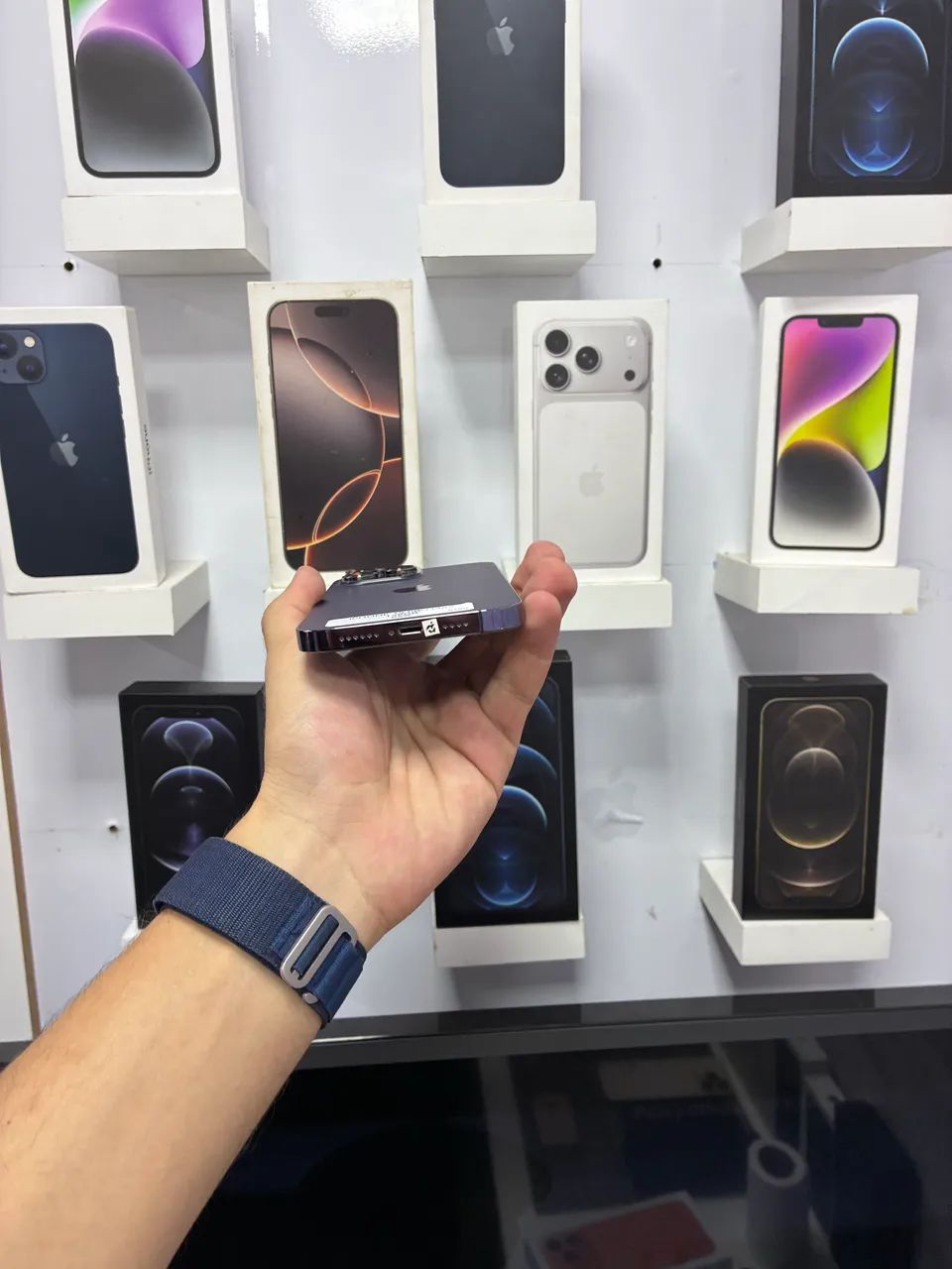 IPhone 14 Pro Max - 128GB ROXO  - Foto 4
