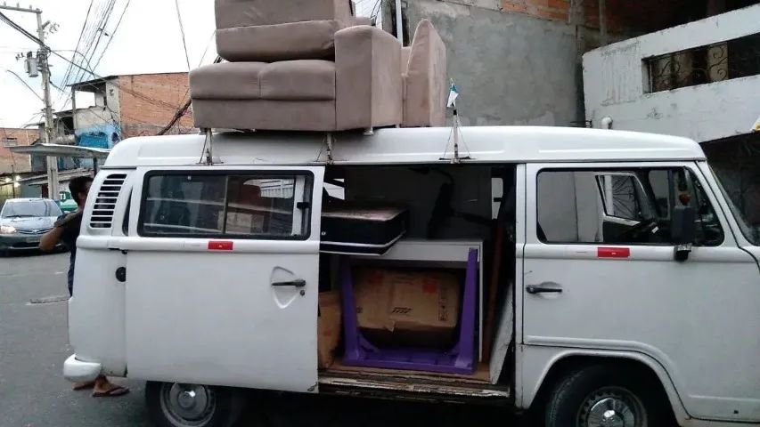 Frete de Kombi para Transporte em Geral