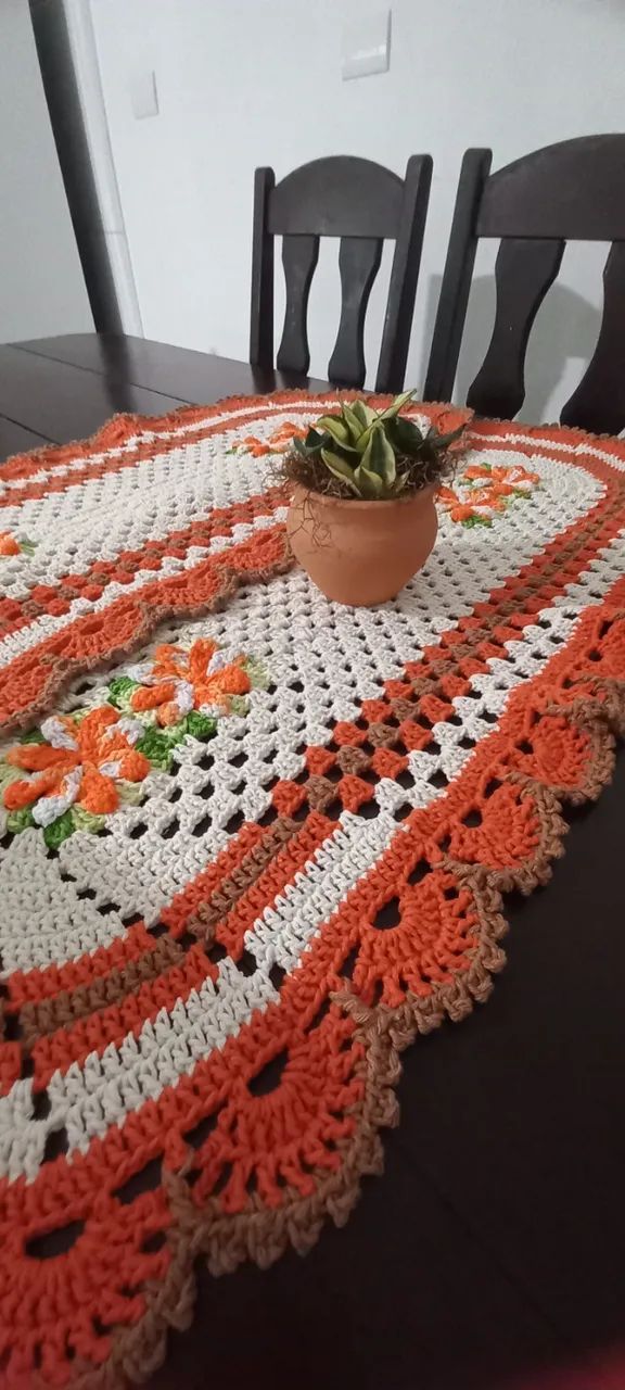 Toalha de mesa em crochê/ Sousplat em crochê/ Jogo americano em crochê  - Foto 2