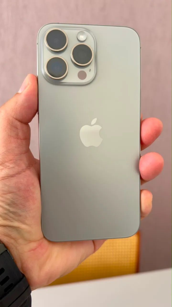 iPhone 15 pro Max titânio natural  - Foto 2