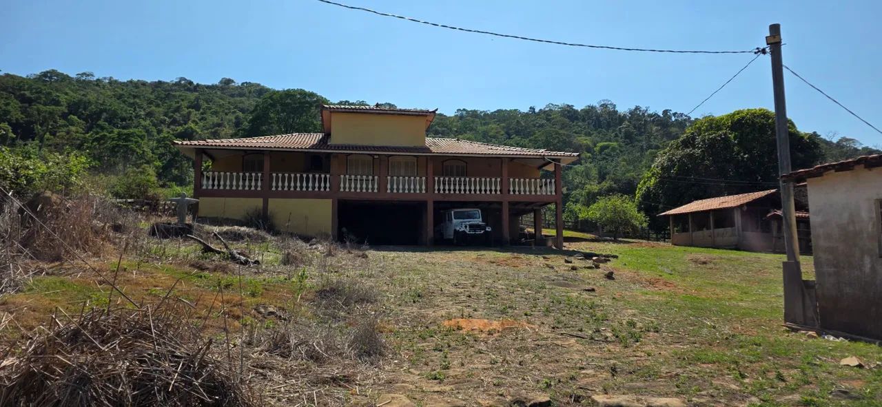 Vende-se Essa Fazenda
