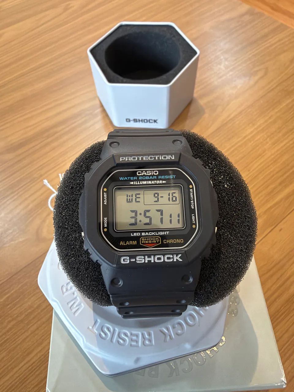 G-SHOCK SÉRIE 5600- UE