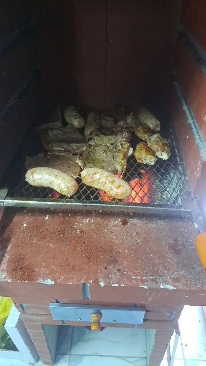 Churrasqueiro profissional - Foto 2