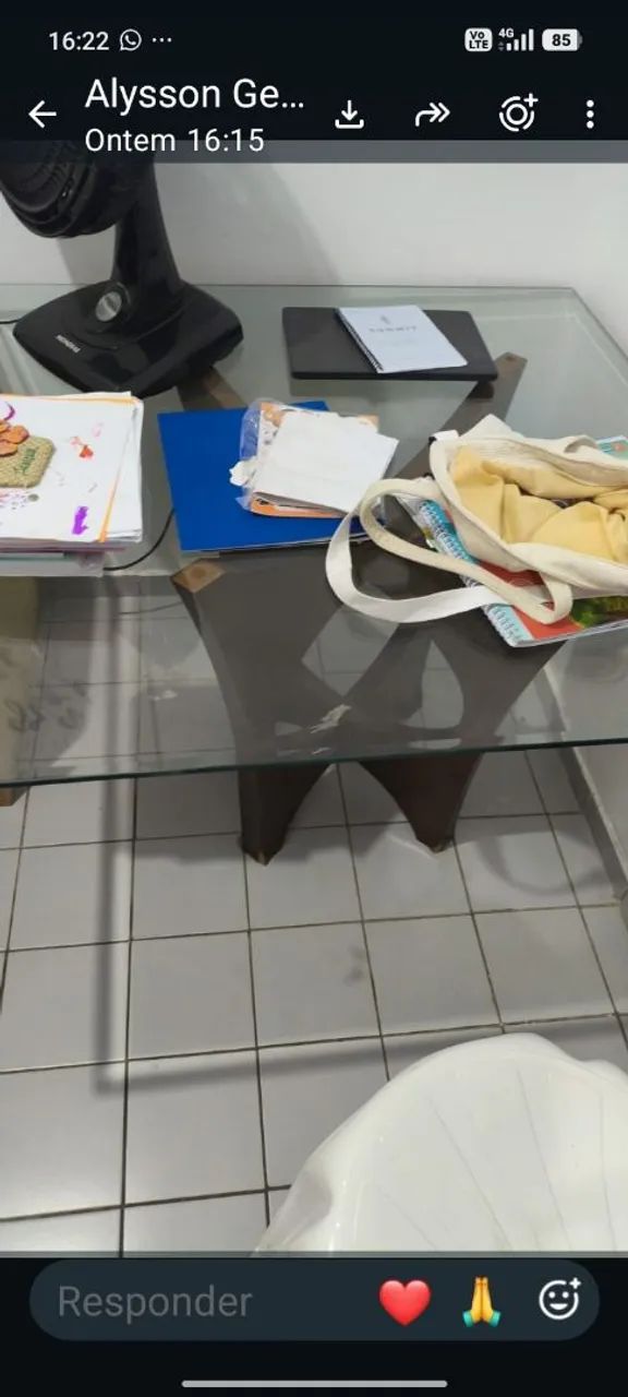Vendo mesa de jantar 