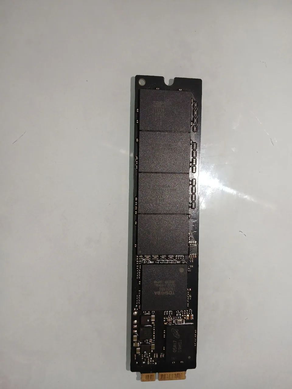 SSD para apple macbook 128GB THNSNC128GMDJ