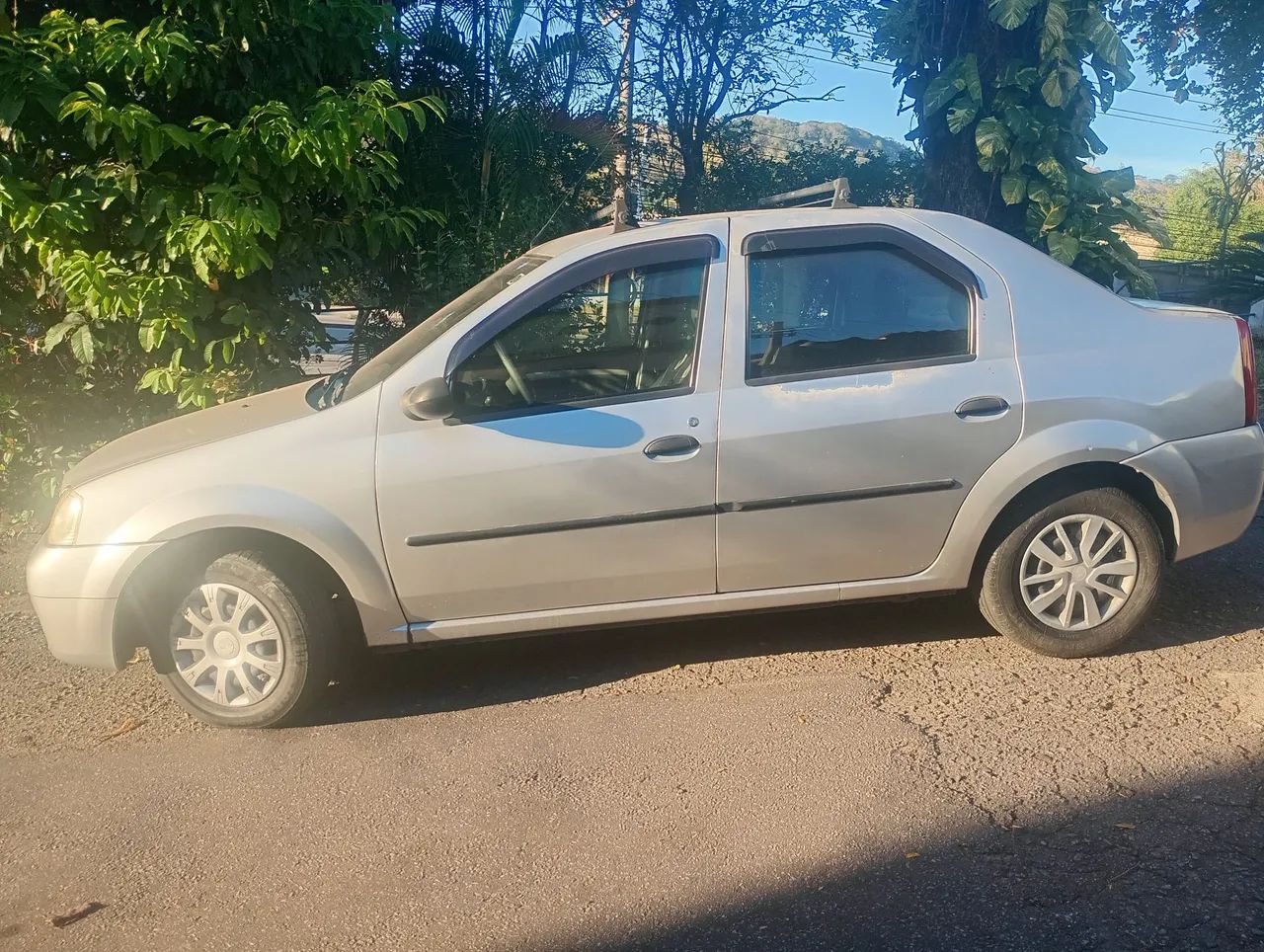 Renault Logan 2009