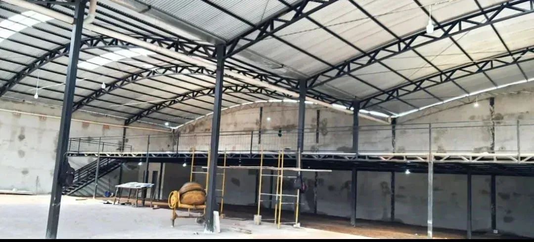 Galpão / Depósito / Armazém para alugar, 1000m² - Guanabara - Foto 4