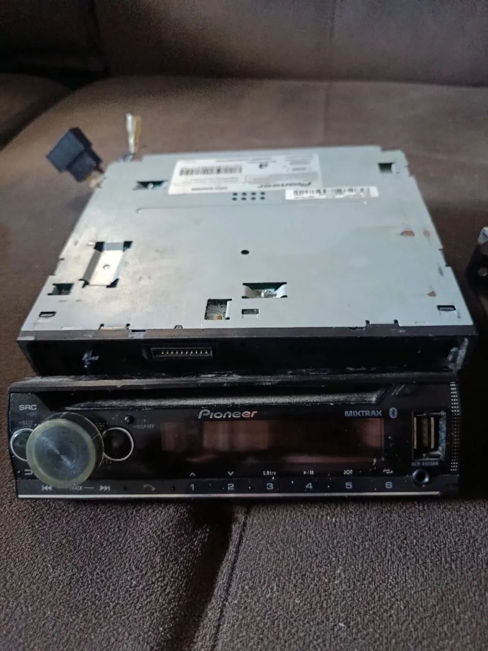 Pioneer som de carro 