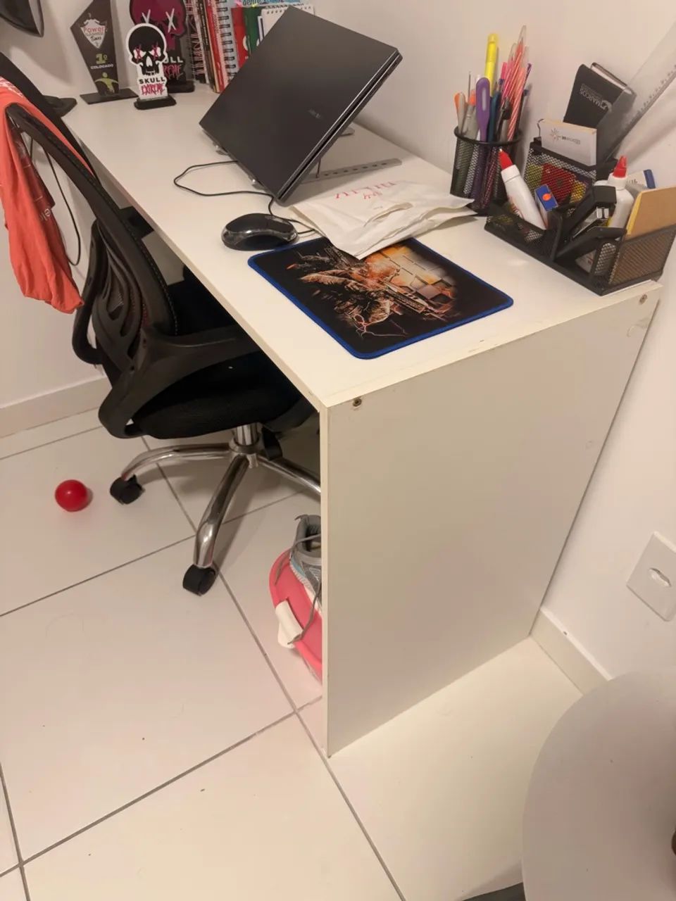 Mesa de computador + cadeira de escritório  - Foto 3